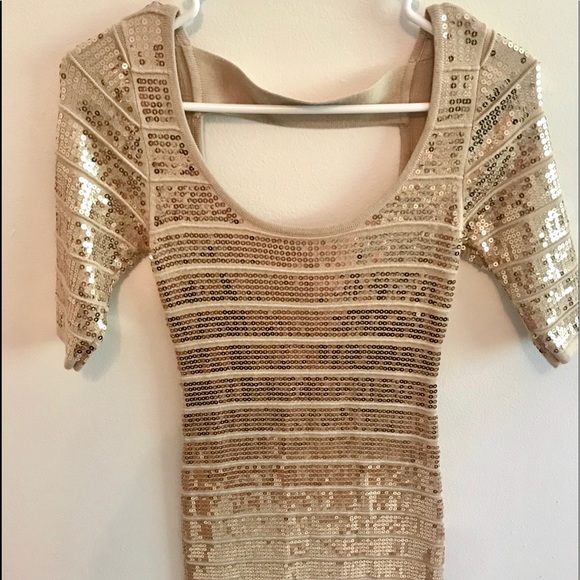 Gold Sequins backless Party Dress - Picture 2 of 3
